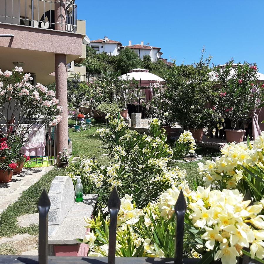 La Mer Apartments Tsarévo Extérieur photo
