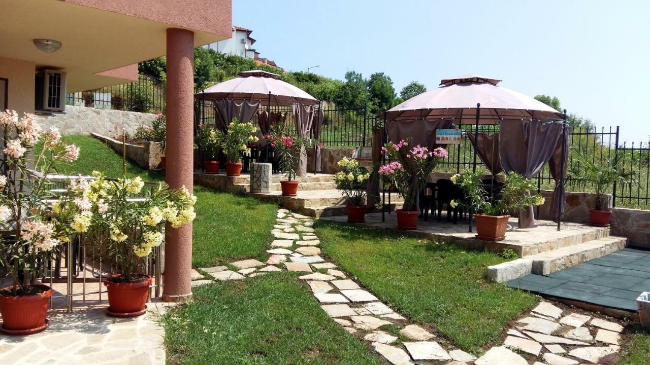 La Mer Apartments Tsarévo Extérieur photo