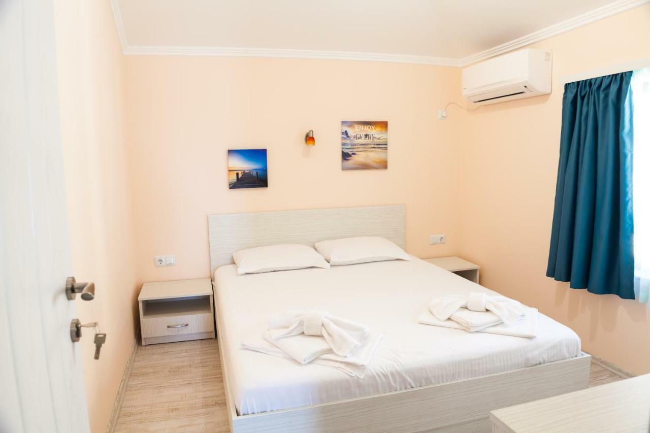 La Mer Apartments Tsarévo Extérieur photo