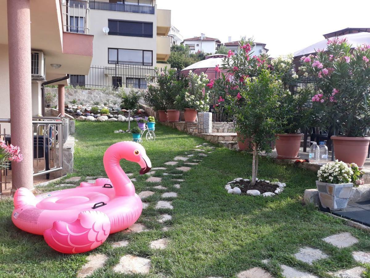 La Mer Apartments Tsarévo Extérieur photo
