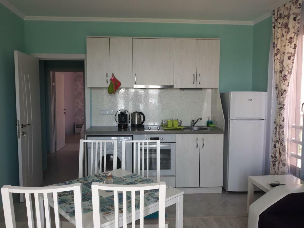 La Mer Apartments Tsarévo Extérieur photo